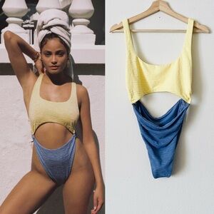 NWOT La Porte MEDIUM yellow & blue high leg cheeky onepiece swimsuit